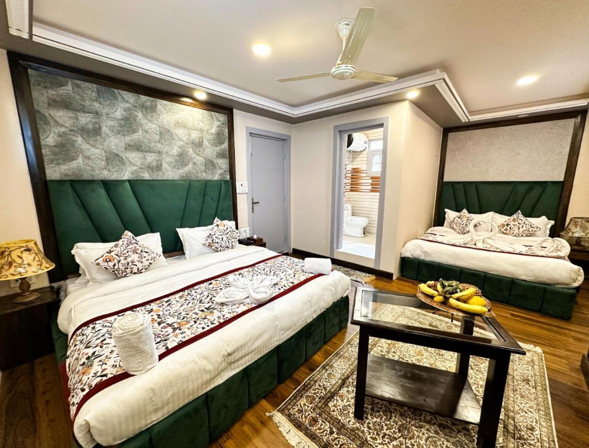 Srinagar Group Of Hotels Exteriér fotografie
