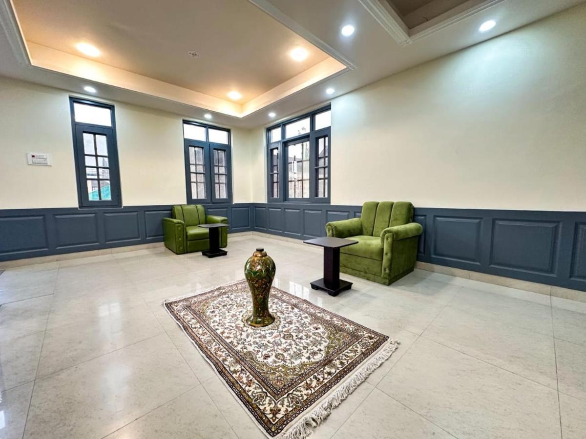 Srinagar Group Of Hotels Exteriér fotografie